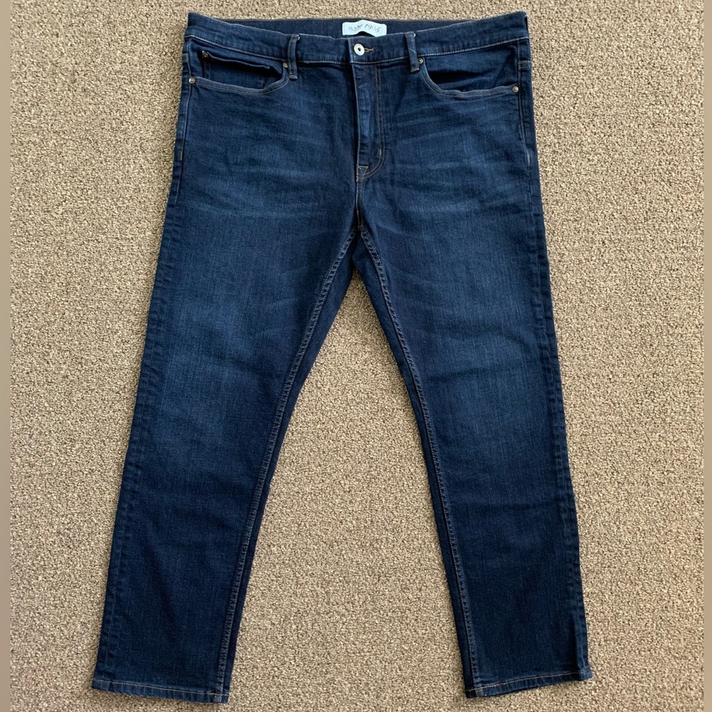 Comfort stretch tailored fit denim